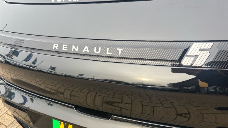 Renault 5 110kW Roland Garros + Comfort Range 52kWh 5dr Auto Electric Hatchback